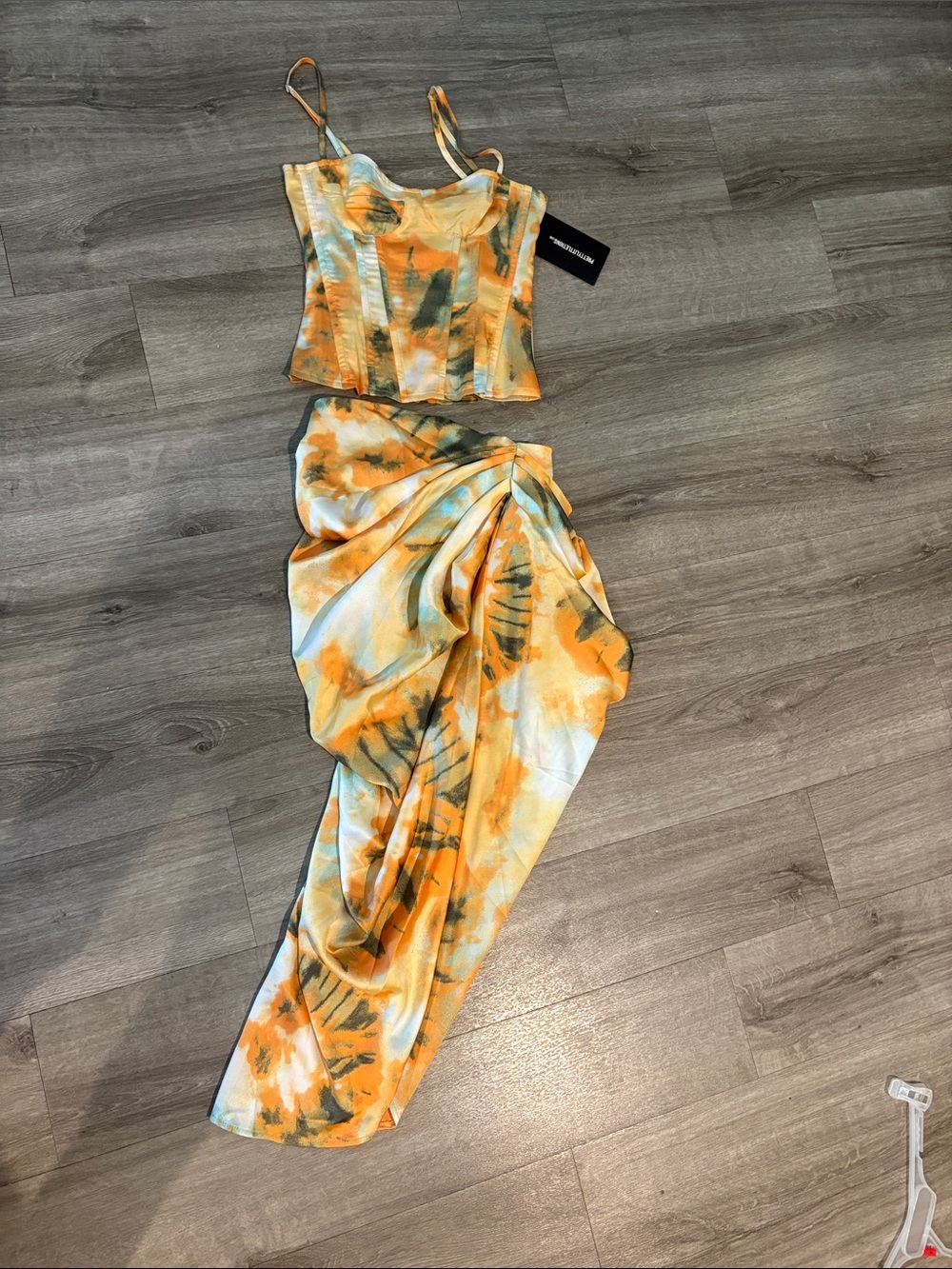 PrettyLittleThing Orange Green Tie-Dye Maxi Skirt Set